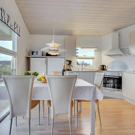 Clarissa - 300m From The Sea By Interhome Feriehus
