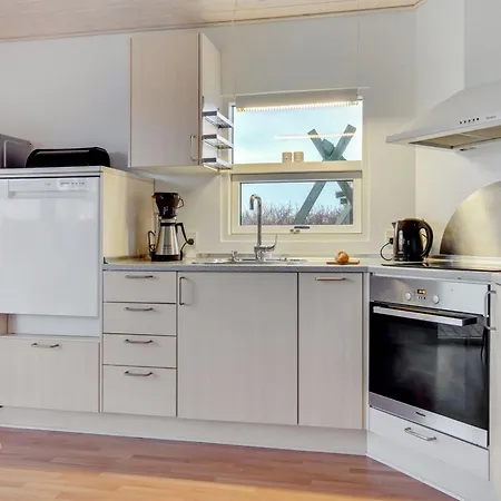 Clarissa - 300m From The Sea By Interhome Feriehus